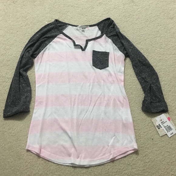 quarter sleeve pink and white striped top