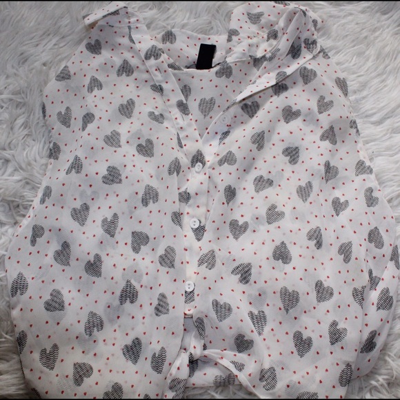 XXI sheer button up top