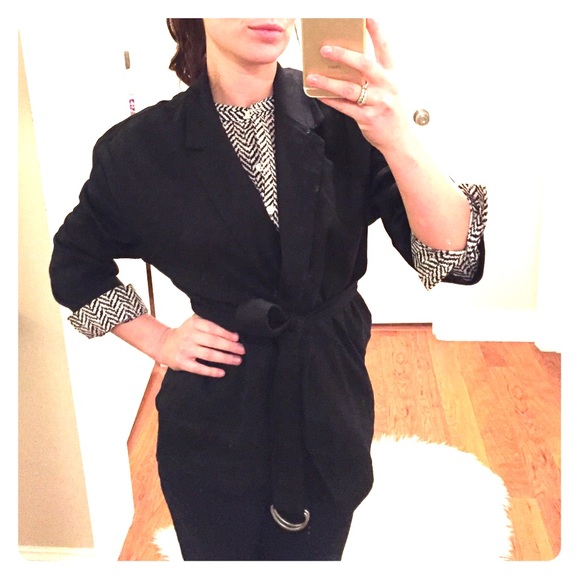 GAP XS black oversized blazer.  Like new.