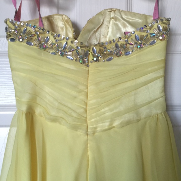 Prom Dress - Picture 3 of 4