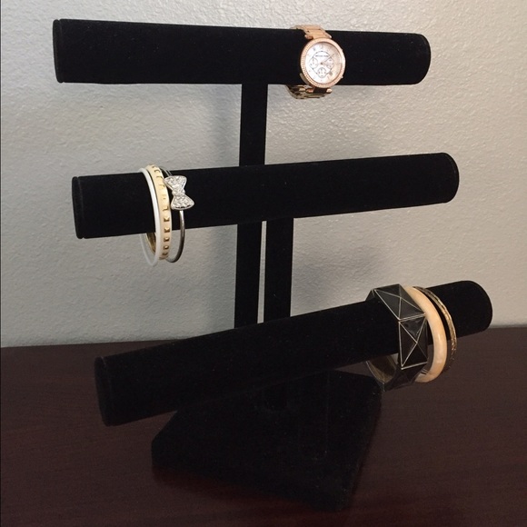 Black necklace/ bracelet display