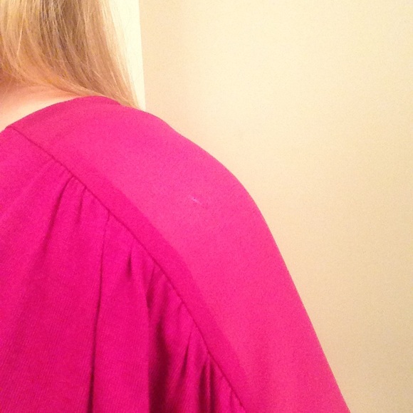 Express Fuchsia Top. - Picture 4 of 4