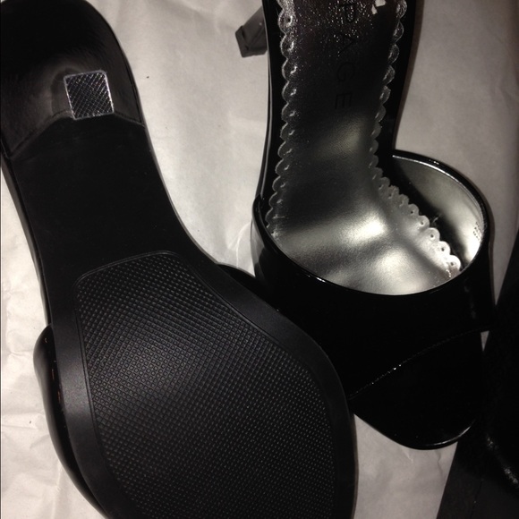 Black slip on heels!!! - Picture 2 of 2