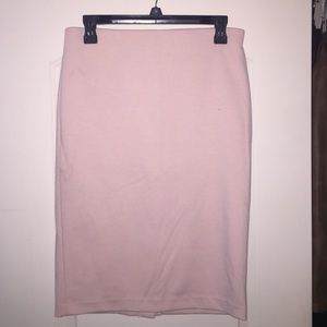 Small pink pencil skirt, knee length