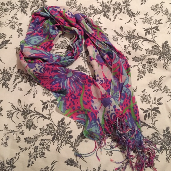Lilly Pulitzer Murfee Scarf