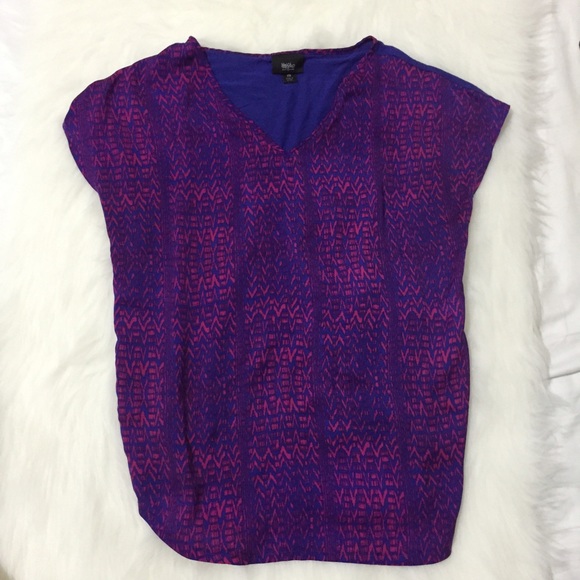 Mossimo Top - Picture 3 of 8