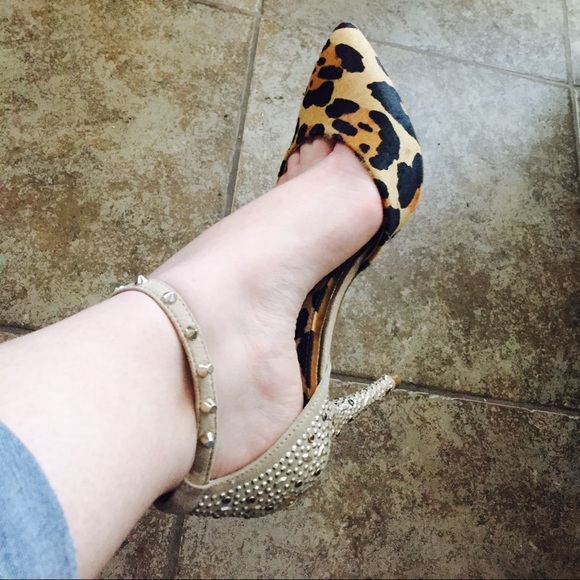 Gianni Bini Leopard-Print Haircalf Pumps