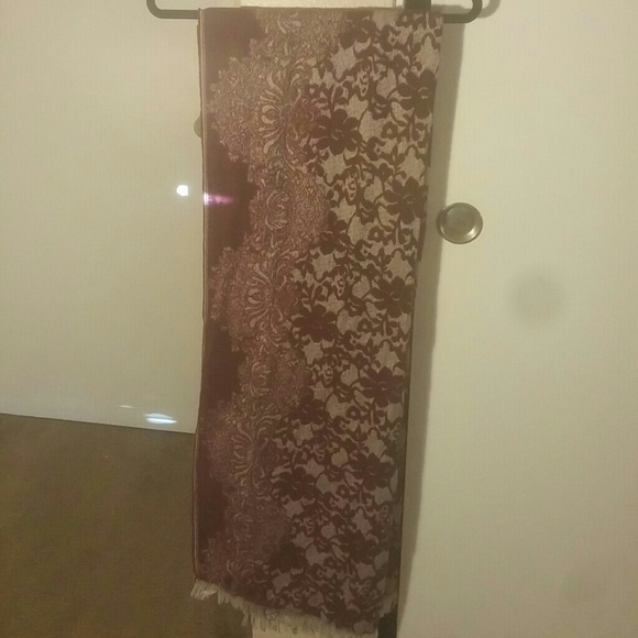 Thick Burgundy Winter Scarf - Picture 4 of 4