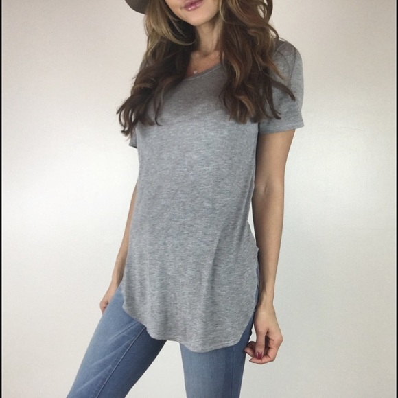 • SOLD • Your Fav Grey Tee M L - Picture 4 of 4