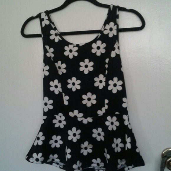 Flower design peplum top