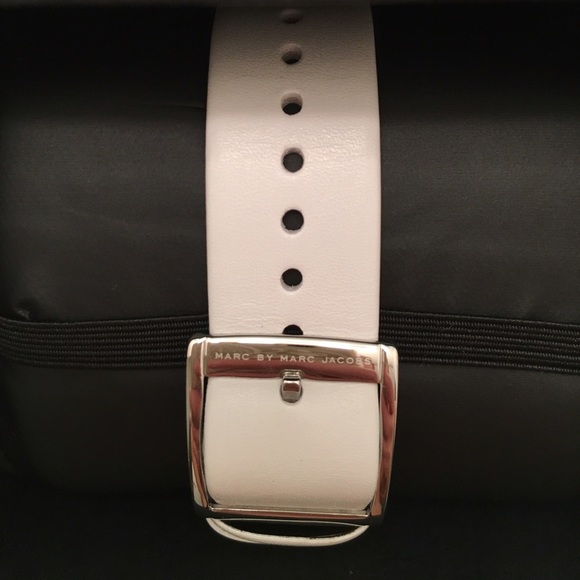 ❌SOLD❌Marc Jacobs watch - Picture 3 of 4
