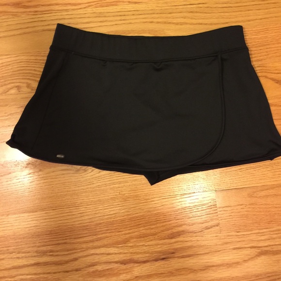 Skirt with shorts underneath