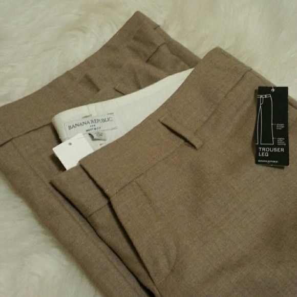 Banana Republic tan trouser leg khakis