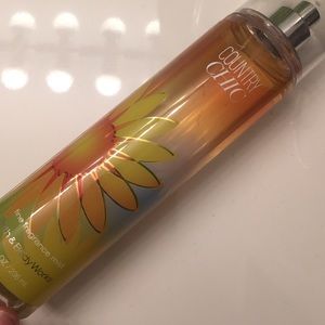 Country Chich spray and lotion!