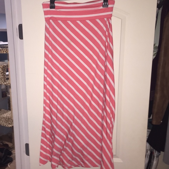 Medium pink and white striped maxi skirt