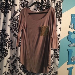 Tan and gold sequence top