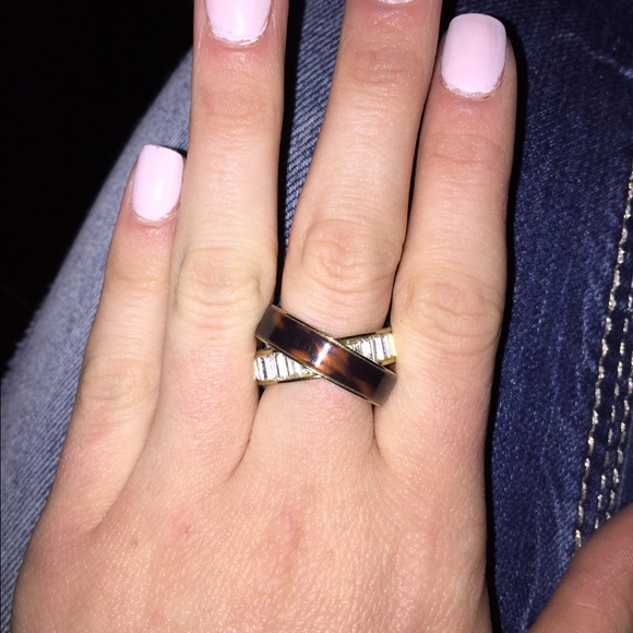 Michael Kors gold and tortoise ring size 6