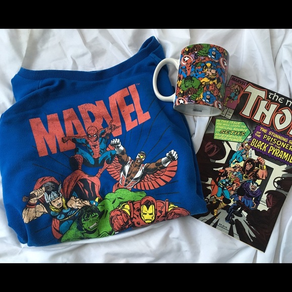 Blue Marvel Comics sweatshirt!