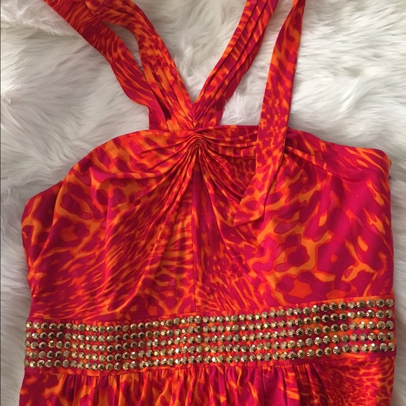 Gorgeous halter dress - Picture 3 of 5