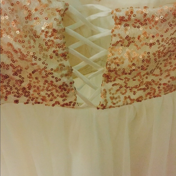 Prom dress - Picture 3 of 4