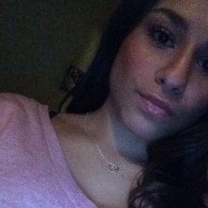 Meet your Posher, Tabitha