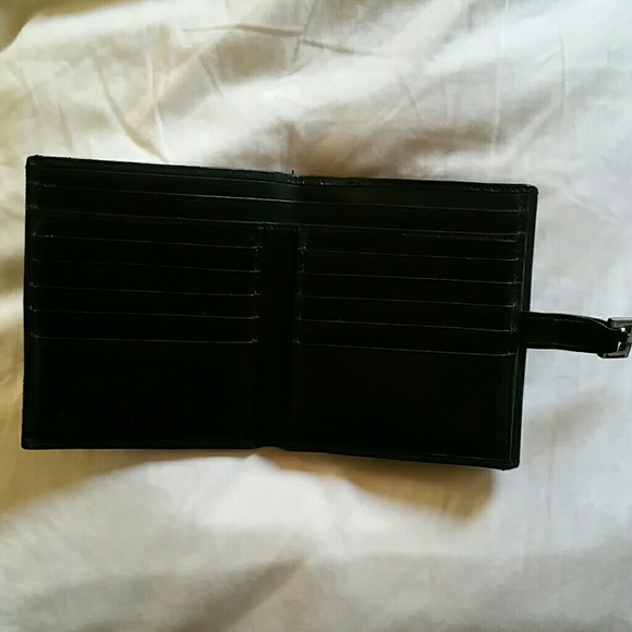 Gucci Black/gray Wallet. - Picture 2 of 4