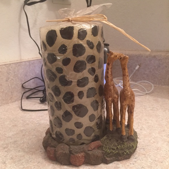Cute giraffe home decor / candle