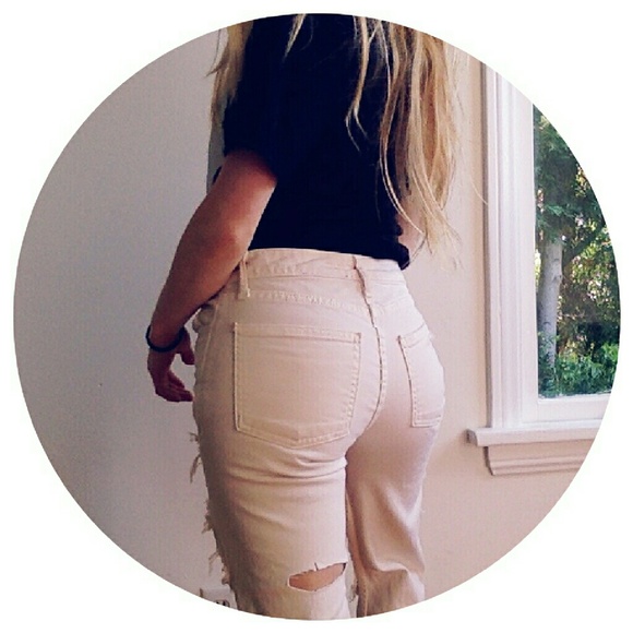 ❌ SOLD ❌ American Apparel Distressed Jeans - Picture 3 of 4