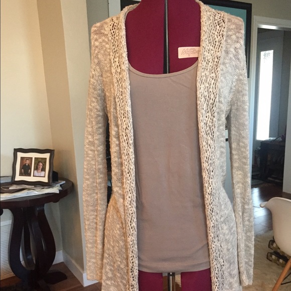 Cynthiana Rowley cream loose knit cardigan