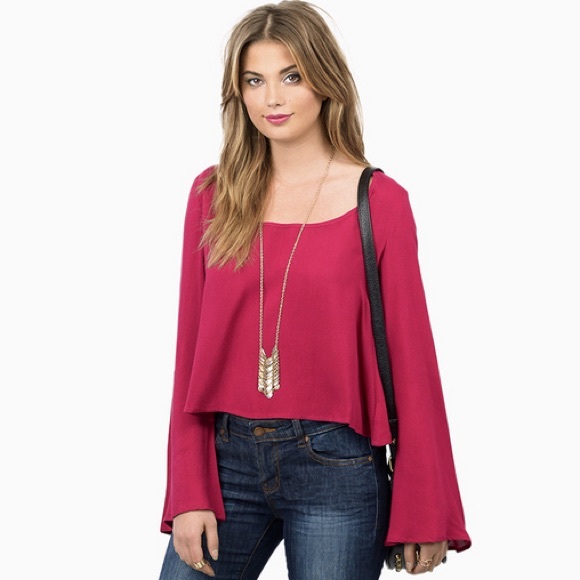 Tobi Raspberry Flowy Open Back Blouse - Picture 2 of 3