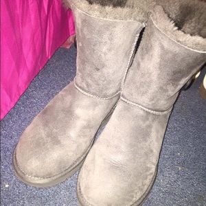 Gray Short Bailey Button Ugg Boots