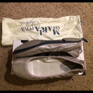 Cole Haan flats! Size 8!