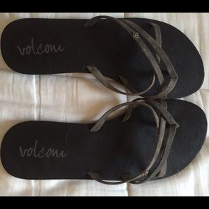 Volcom slip on sandals