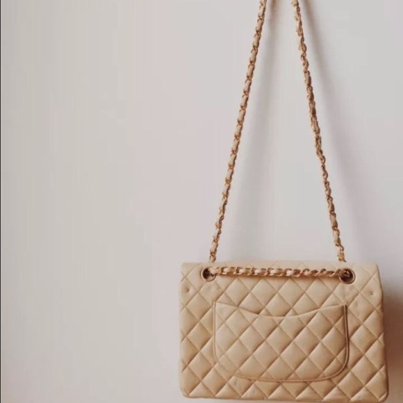 Authentic Chanel Double Flap - Picture 2 of 4