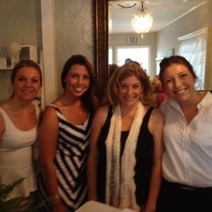 Meet your Posher, Connie