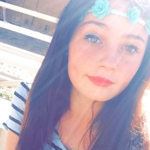 Meet your Posher, Makayla