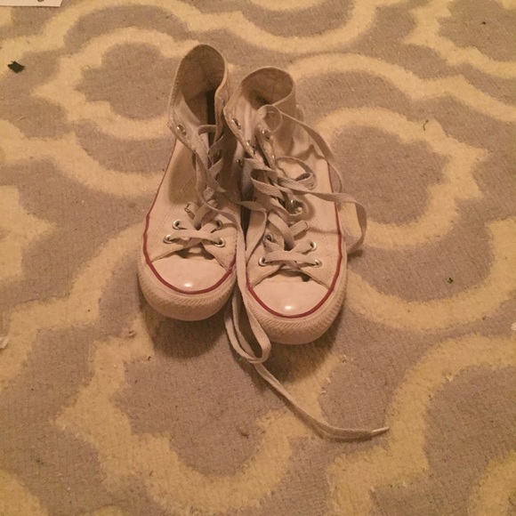 White hight top convers
