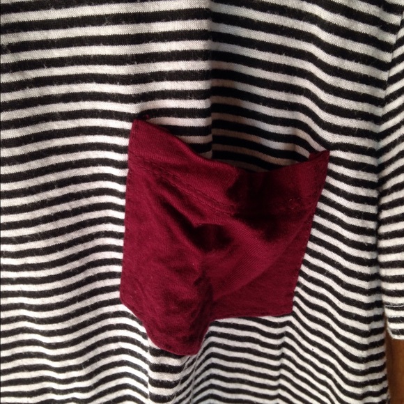 Black and white stripped maroon pocket t shirt - Picture 2 of 4