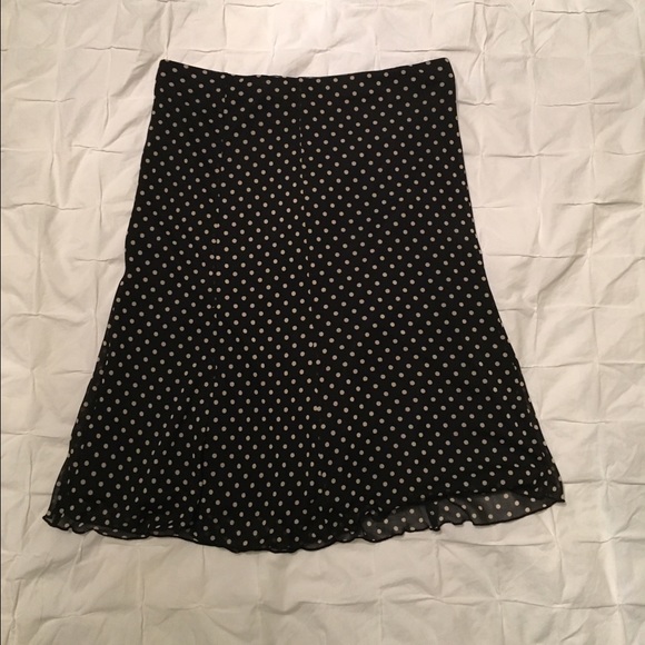 Express black and white polka dot skirt