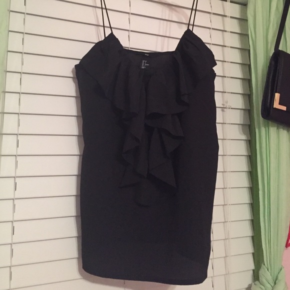 Professional ruffle front tank