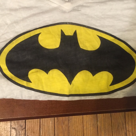 Shirt - Picture 2 of 3