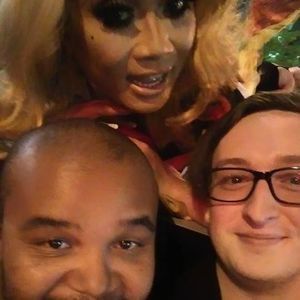 Meet your Posher, Logan