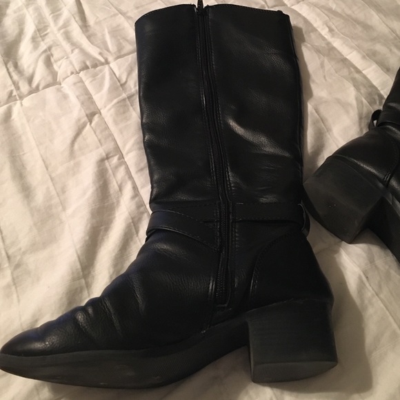 Black leather boots - Picture 4 of 4