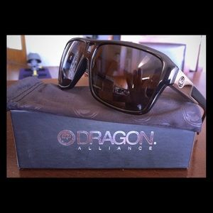 Dragon Alliance Italian made polarized sunglasses