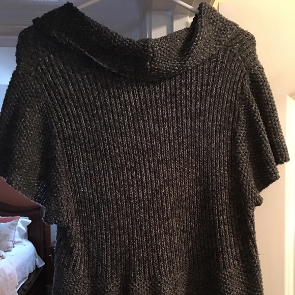 Sweater - Picture 4 of 4