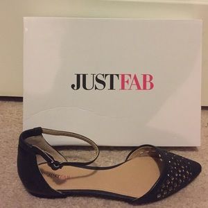 Closed toe Black Sandals with rhinestones