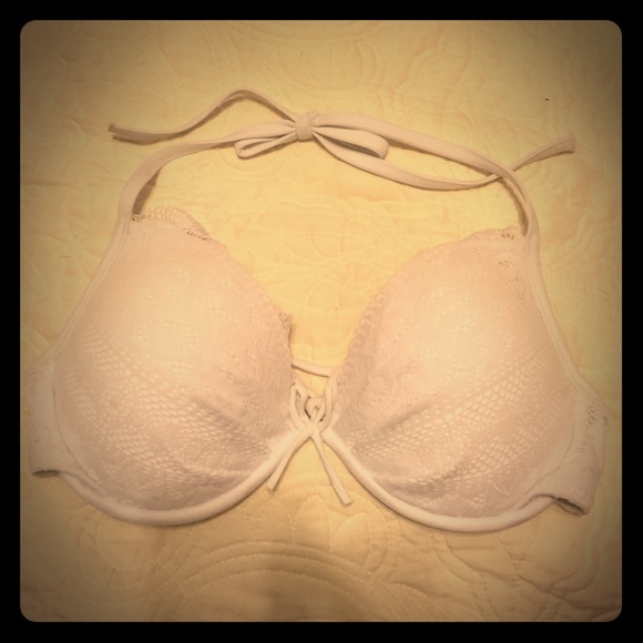NWOT Victoria's Secret Crochet Halter Swimsuit Top