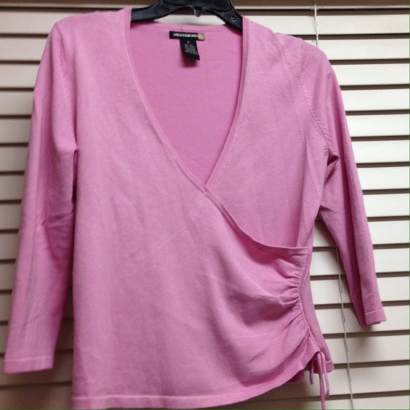 Pink top - Picture 2 of 4