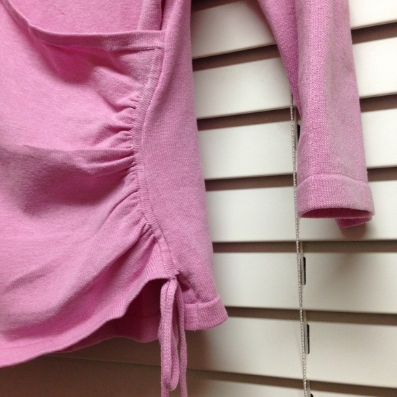 Pink top - Picture 3 of 4