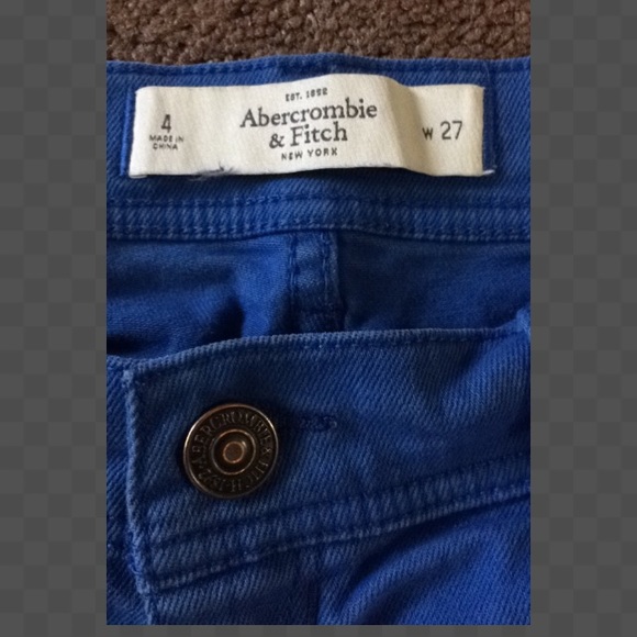 Abercrombie shorts size 4